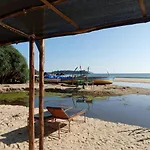 Bridge Inn Beach Huts